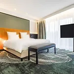 Mercure Vanagupe & 5*