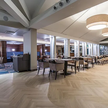 Mercure Vanagupe &