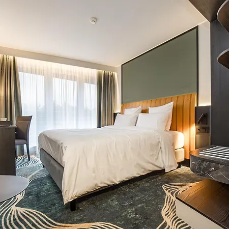 Szálloda Mercure Vanagupe & 5*