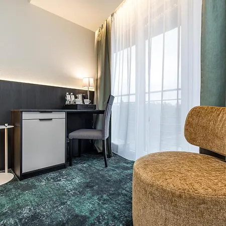 Mercure Vanagupe &
