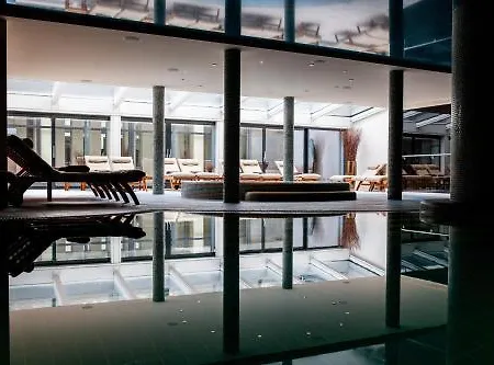 Mercure Vanagupe & 5*