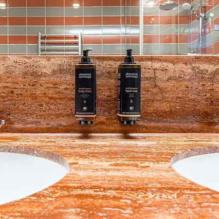 מלון Mercure Vanagupe &