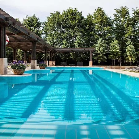 فندق Mercure Vanagupe & بالانغا