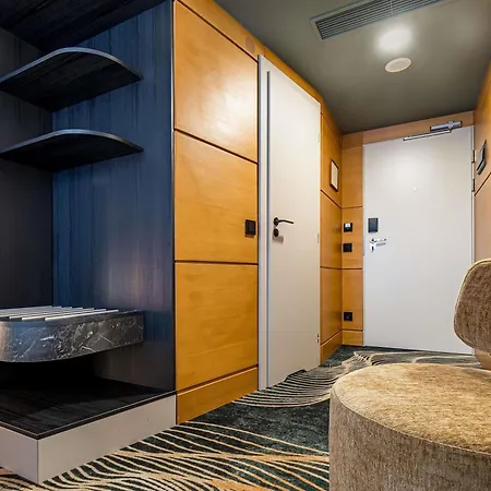 Mercure Vanagupe & 5* פלאנגה