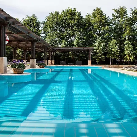Mercure Vanagupe & 5*