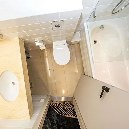 Viešbutis Mercure Vanagupe & 5*
