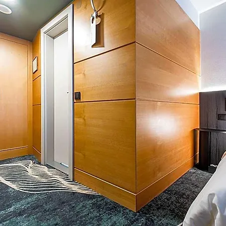 Hotel Mercure Vanagupe & 5*
