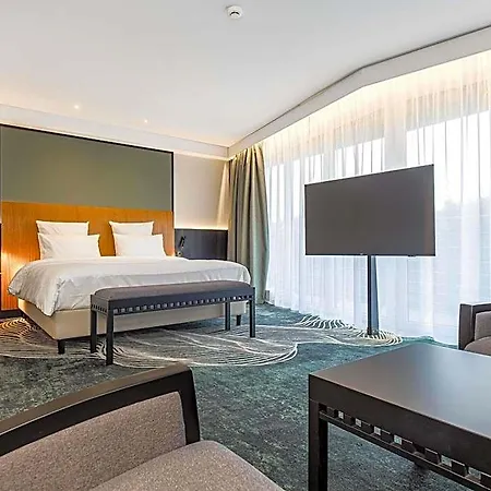 Mercure Vanagupe & 5*