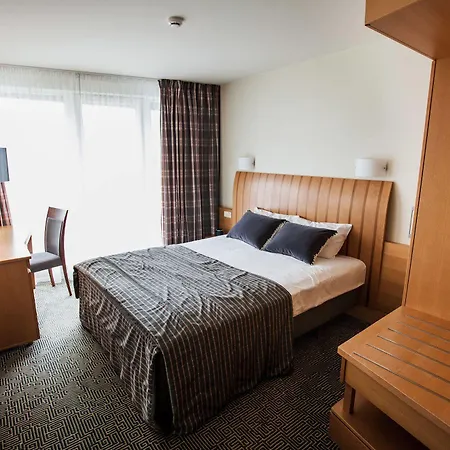 Mercure Vanagupe & 5*