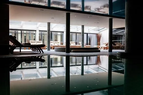 Mercure Vanagupe & 5*