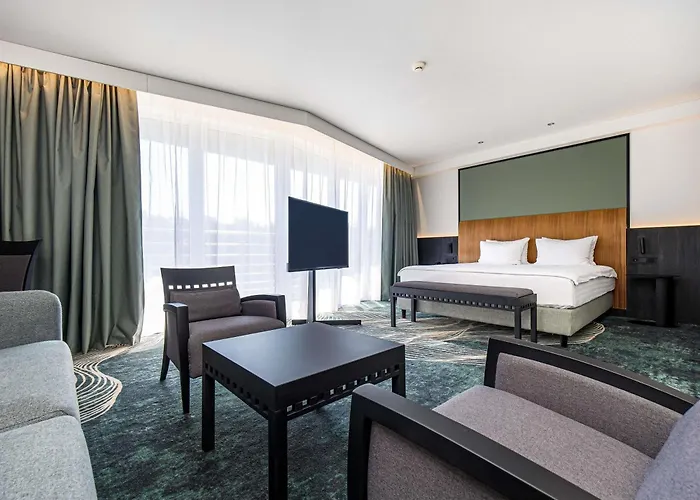 Mercure Vanagupe & Hotel 5*