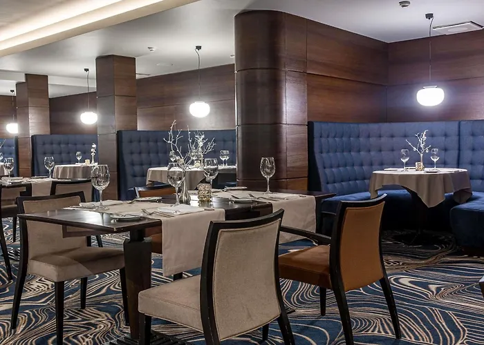 Mercure Vanagupe & 5*