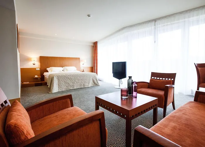 Mercure Vanagupe & 5*