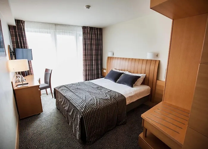 Mercure Vanagupe & 5*